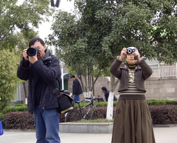 2010121310524827528.jpg