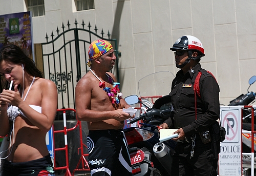 Ƭ 099_neo_img.jpg