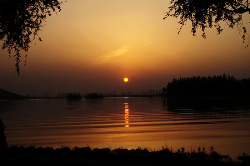 20104250374918579.jpg