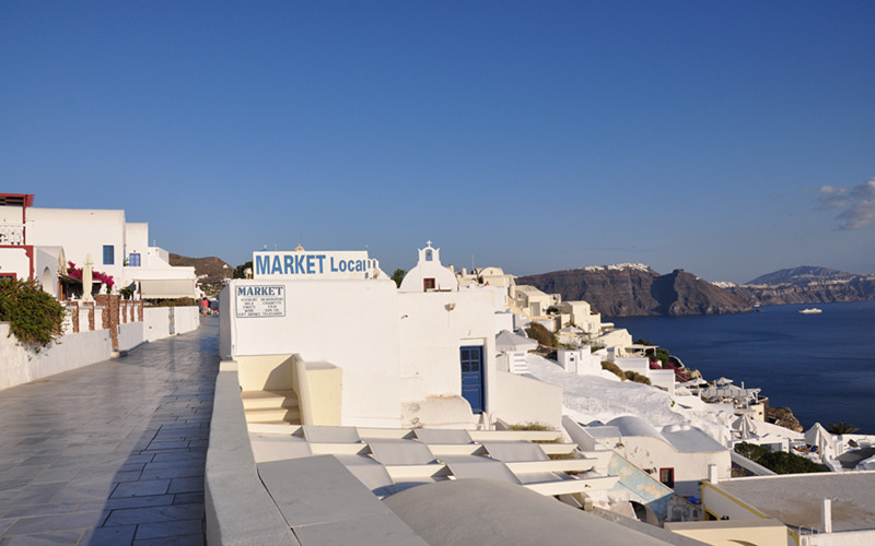 oia8.jpg