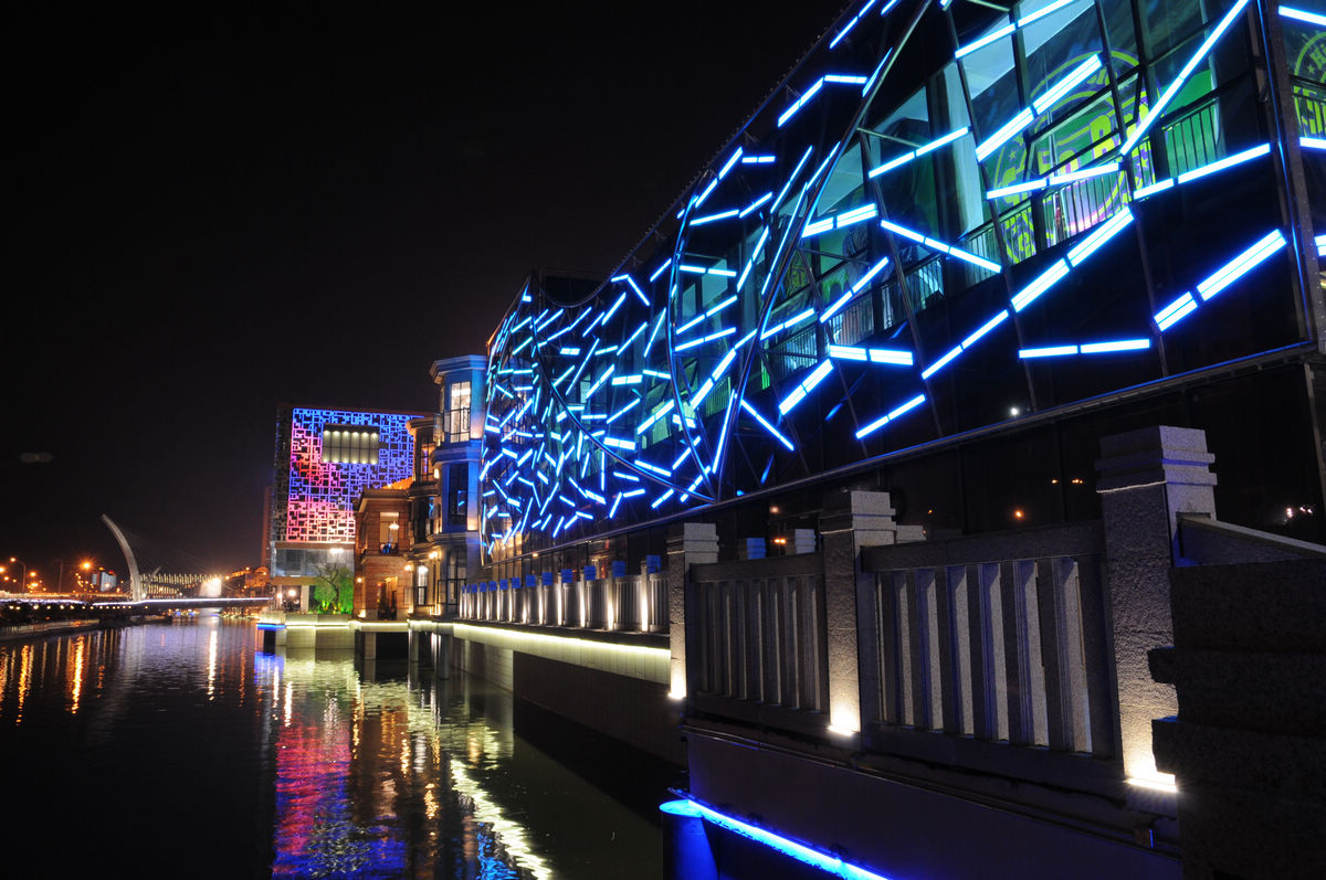 neo_img_20111016 049.jpg