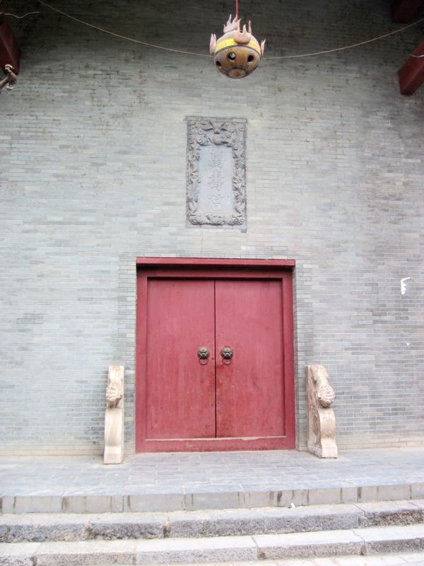 Ƭ 010.jpg