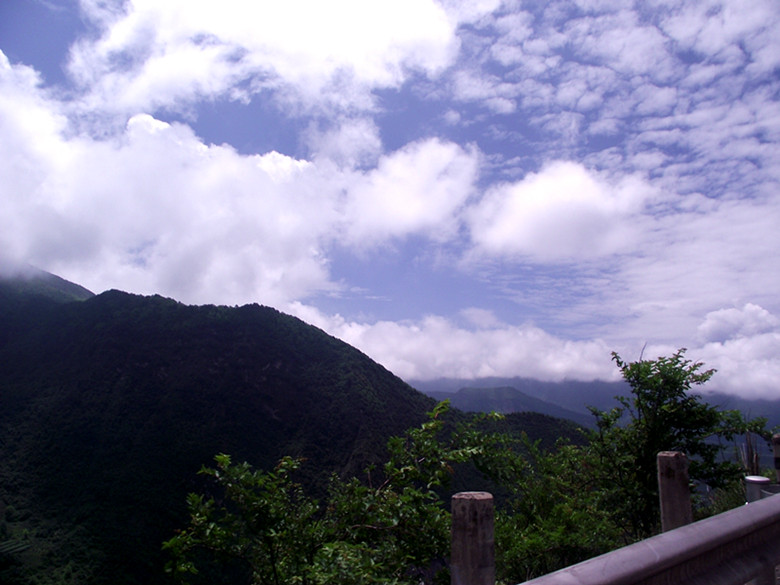 Ƭ 069_.jpg