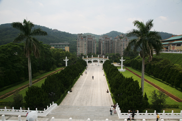 Ƭ 043.jpg