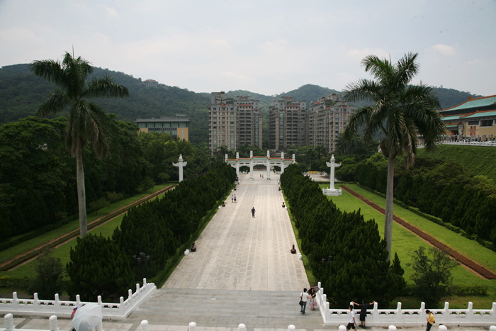 Ƭ 043.jpg