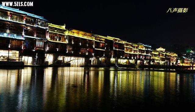 沱江的夜色