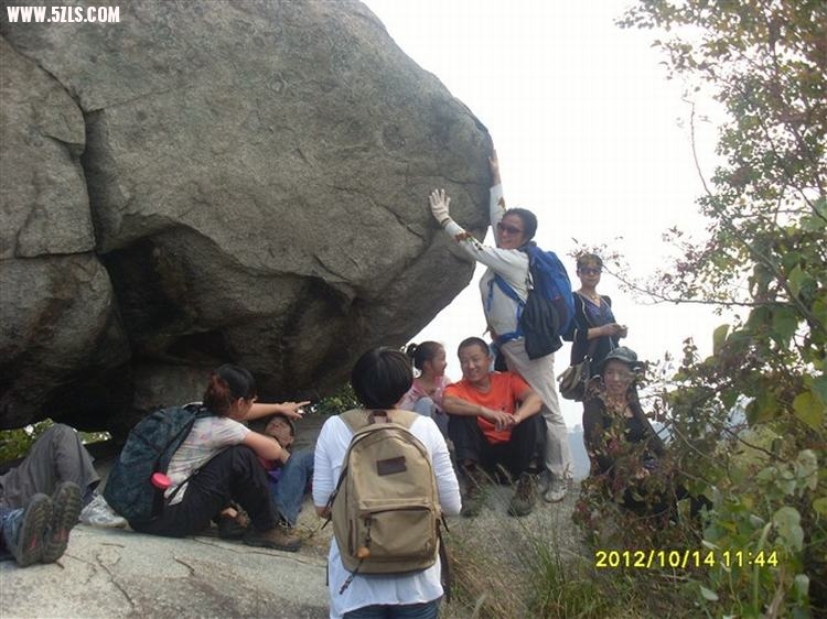 psbCAL1LPQ4.jpg