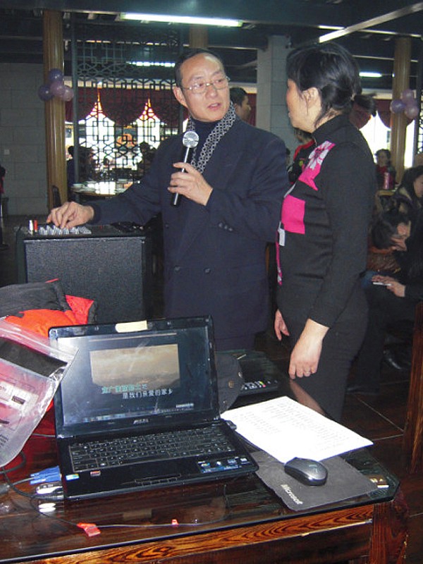 thumb001.jpg