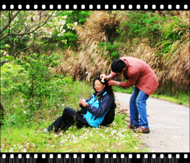 Ƭ 051.jpg