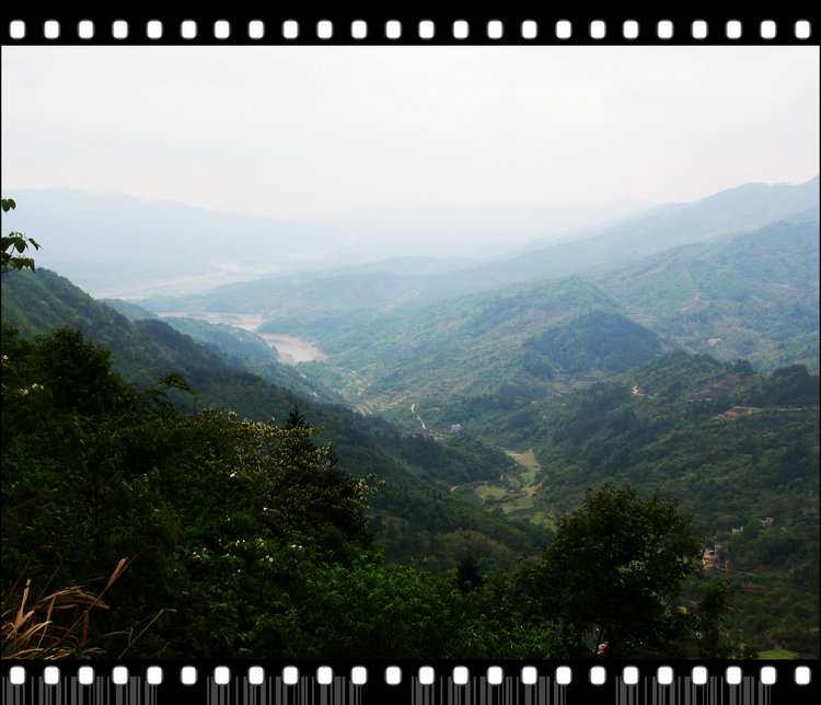 Ƭ 082.jpg