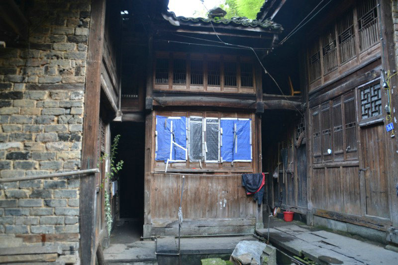01.jpg