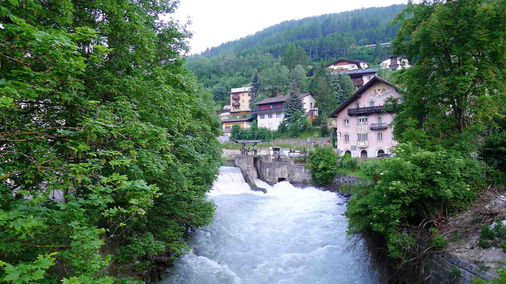 p1020143_.jpg