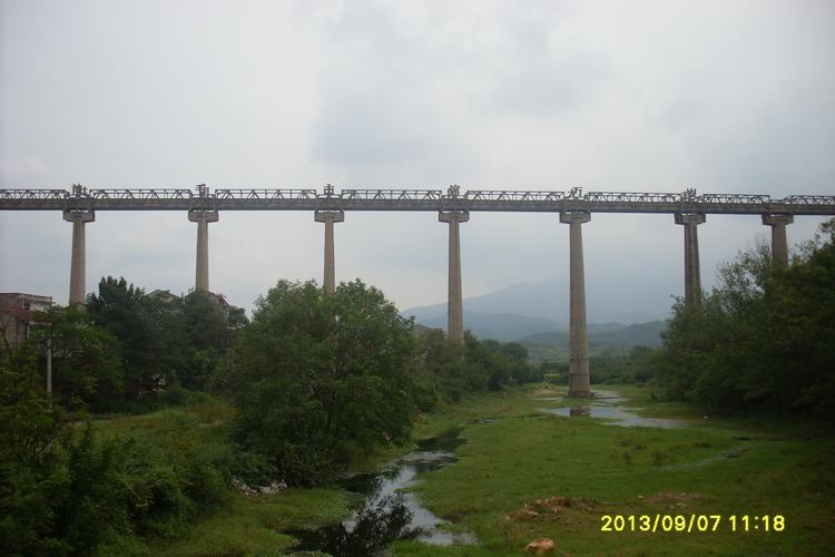 sl384245.jpg