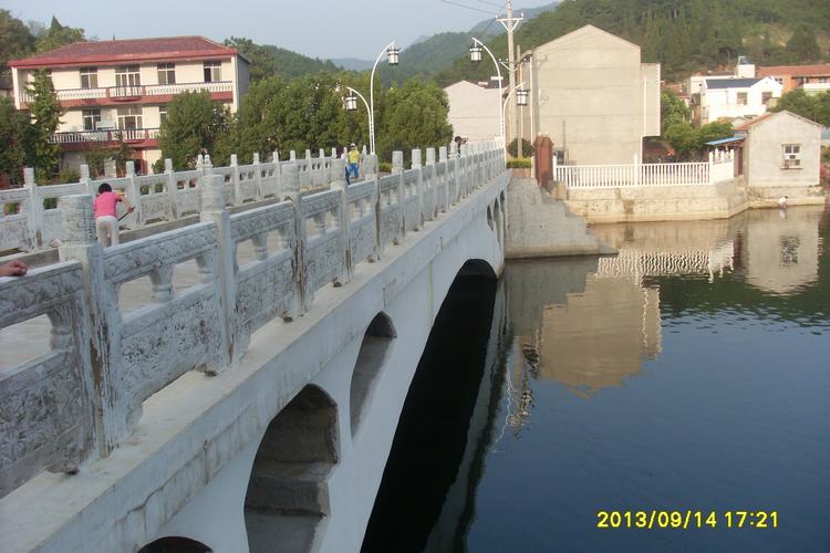 sl384289.jpg