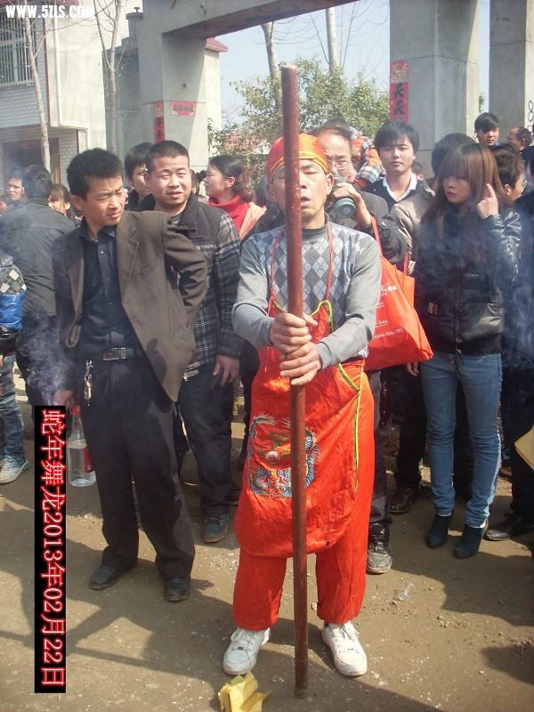 psbCA4XNT9N.jpg