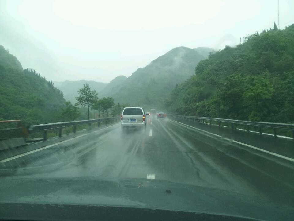 QQͼƬ20130429121224.jpg