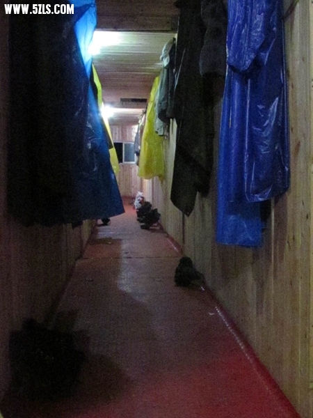 040.jpg