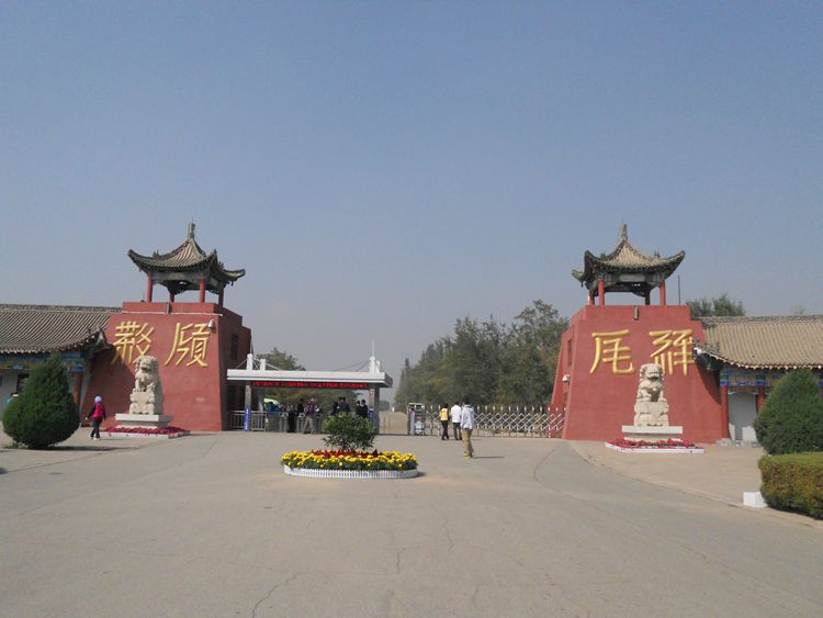 Ƭ 077.jpg