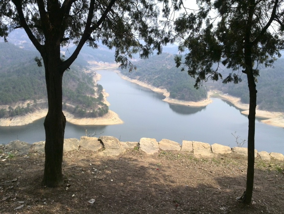 053759.jpg