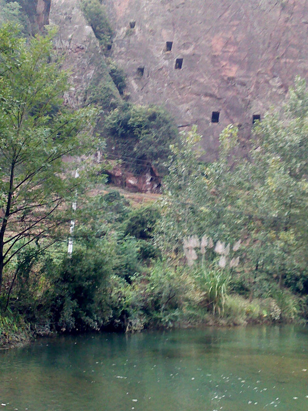 20121004076_.jpg