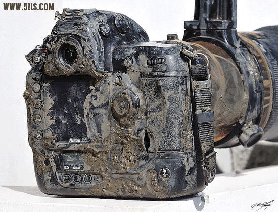nikon-d3-mud.png