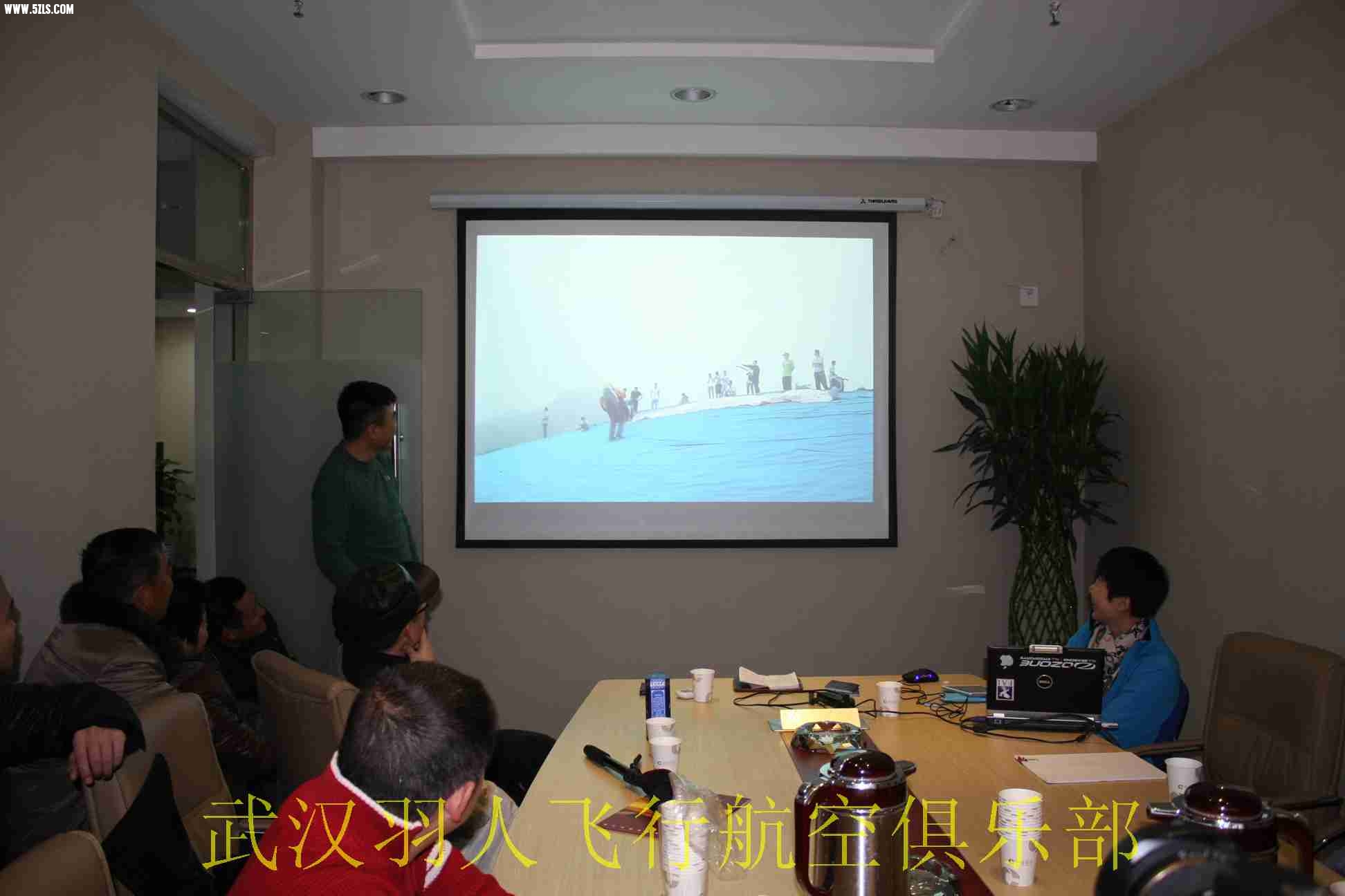 Ƭ 086.jpg