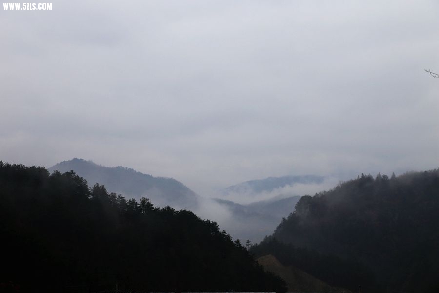 128.jpg
