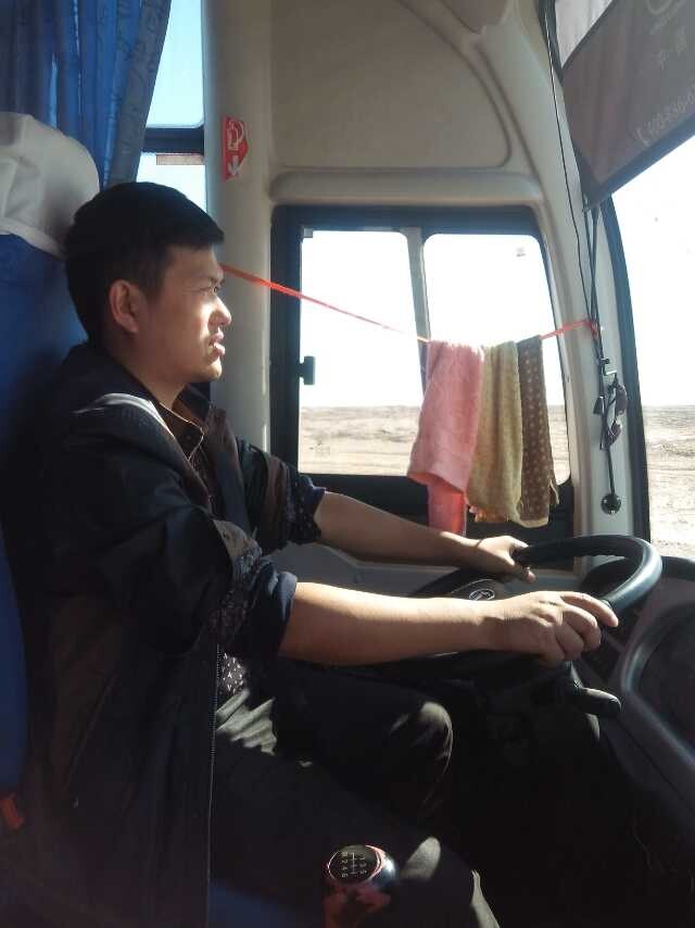 QQͼƬ20141003230908.jpg