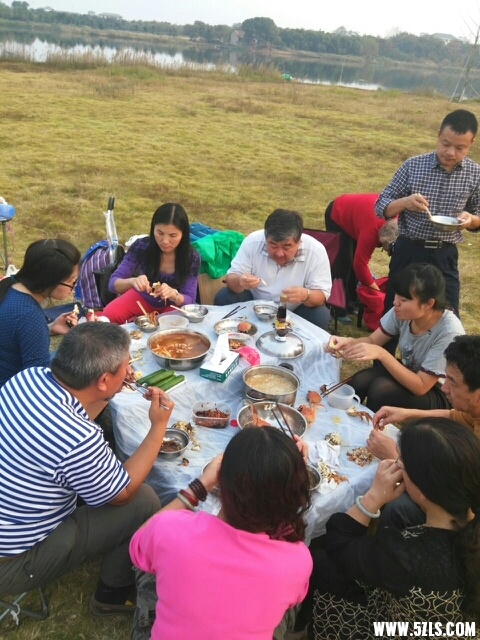 170727mrlfm8mustlqrtrb.jpg