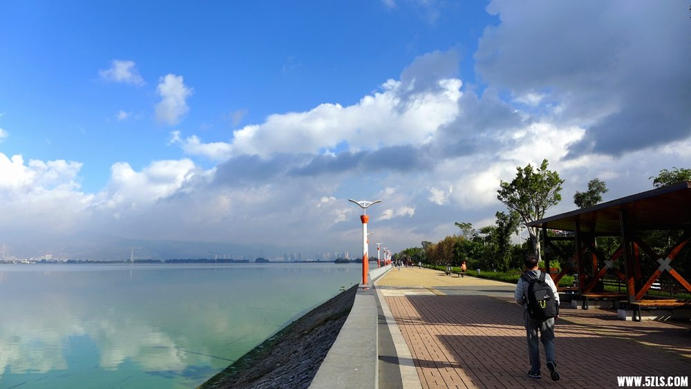 P1300011_.jpg