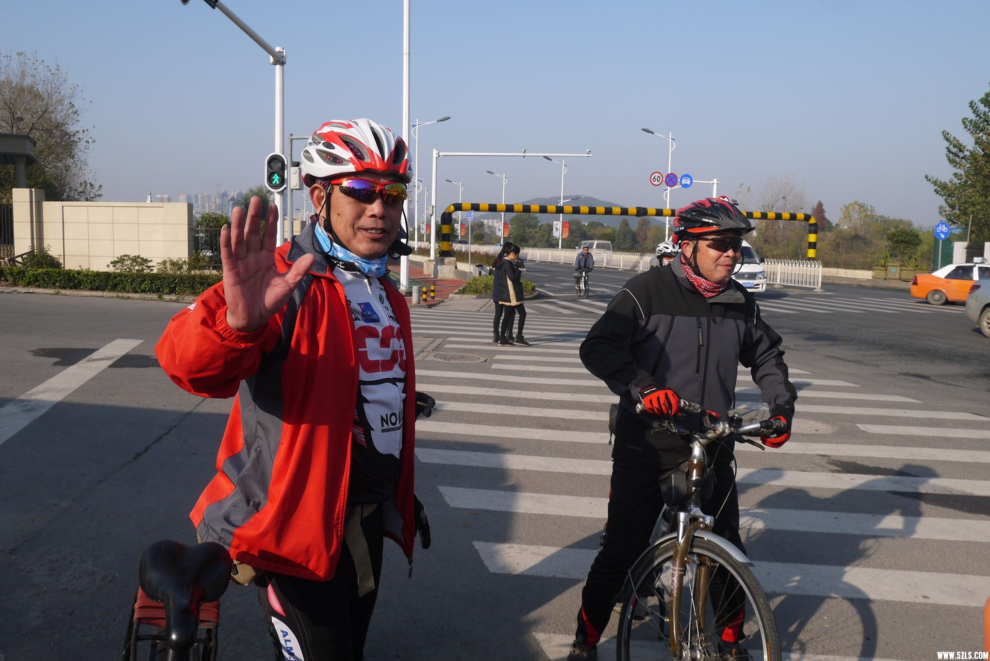 P1080460_.jpg