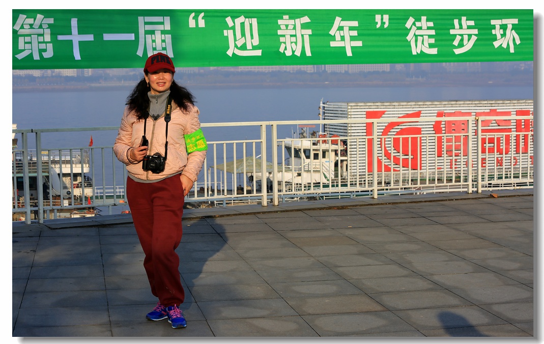 7b5a7377_dh.jpg