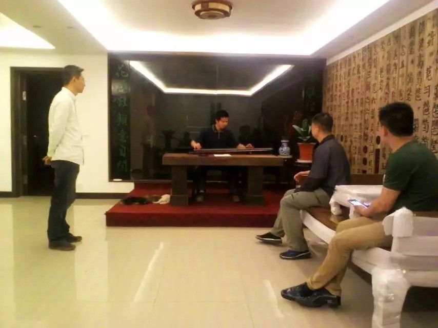 阮博士演奏太阳春白雪.jpg