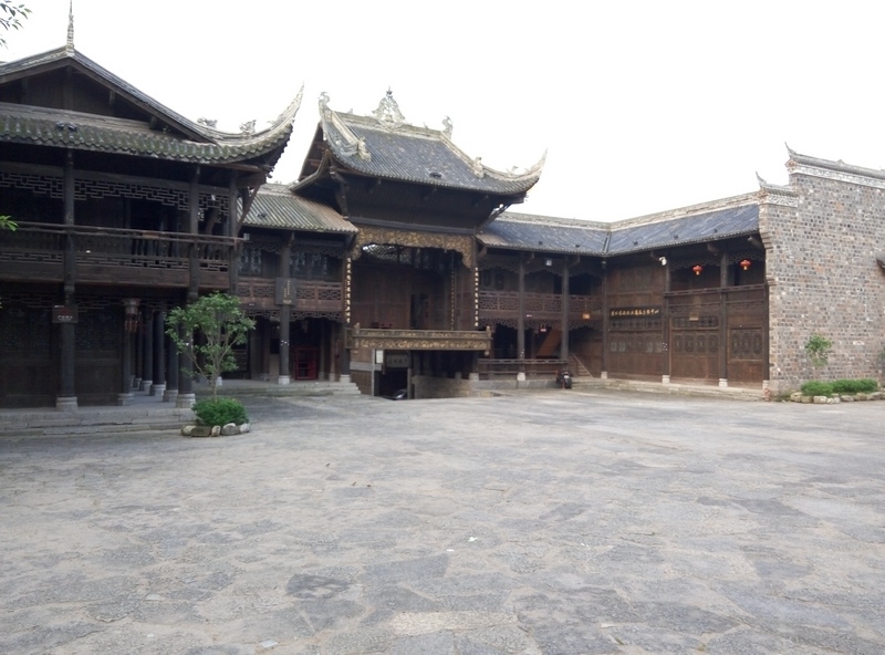 p50612-062736.jpg