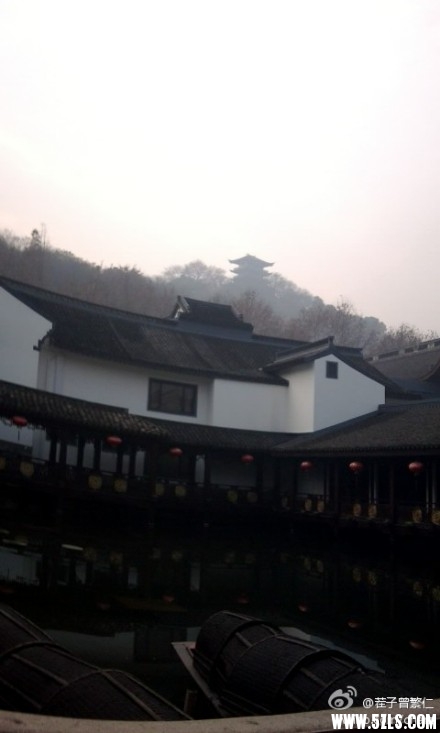 2011122710455021163.jpg