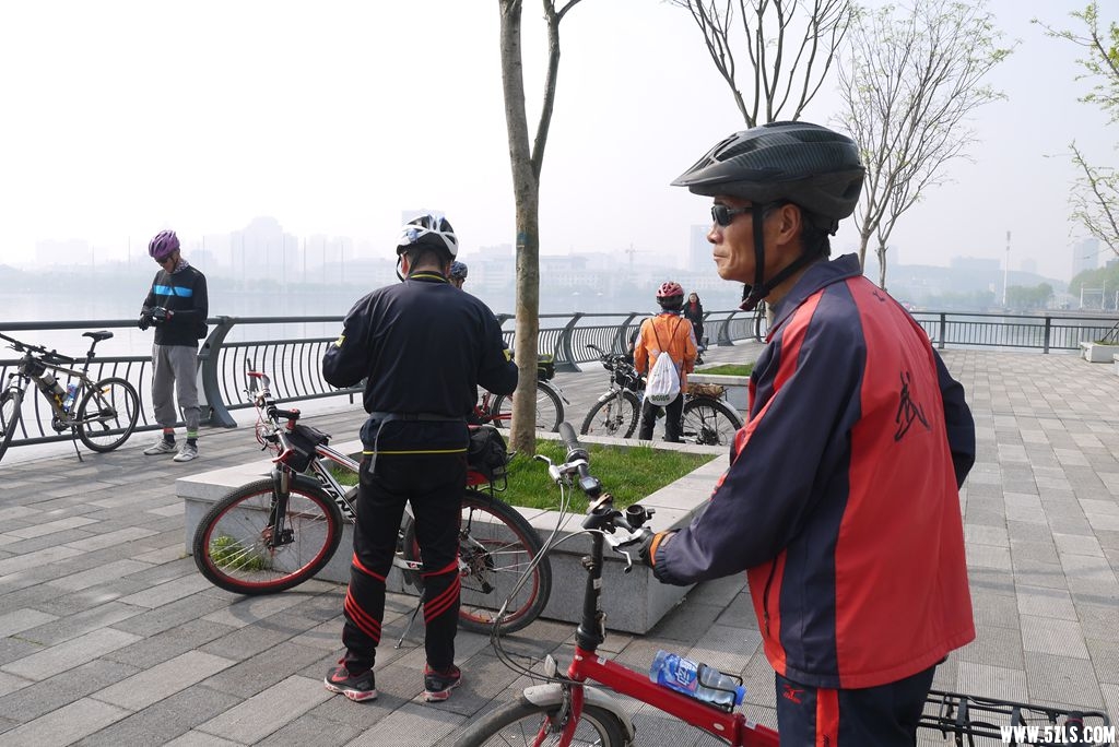 P1120993_.jpg