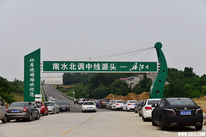 DSC_6883_副本_缩小大小.jpg