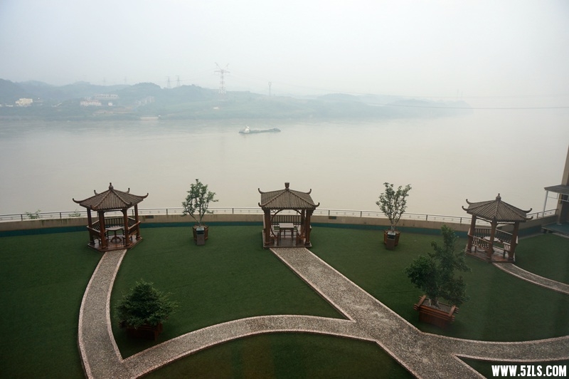 DSC06130_.jpg