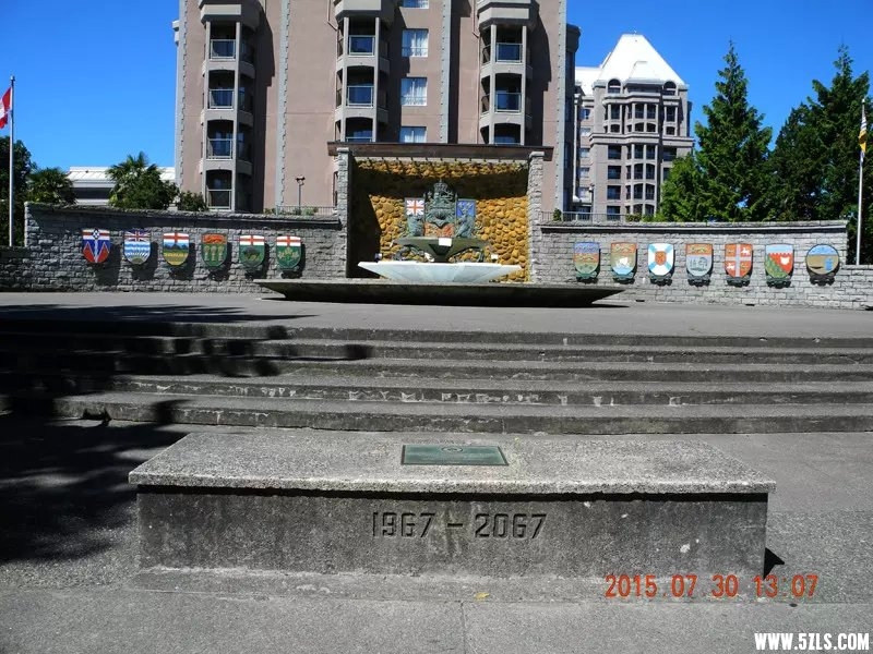 01.jpg
