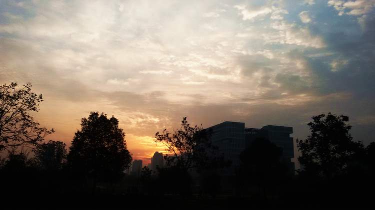 ﶬ024.jpg