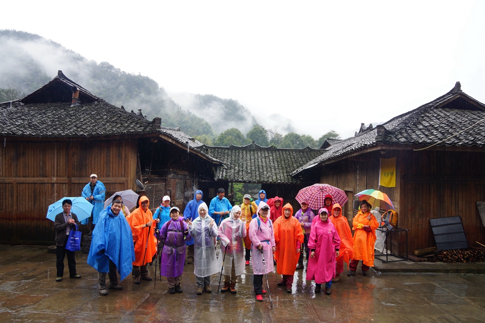 雨中漫步 小溪-马鹿河21.jpg