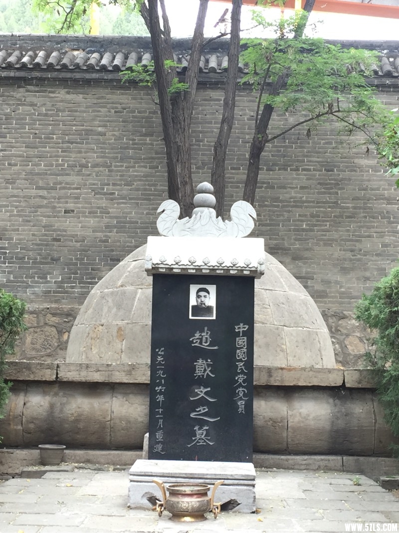 115413p187mh0isbz19cca.jpg