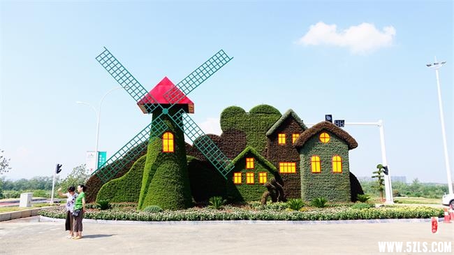153912tvhxxzvxqkaxsixr.jpg