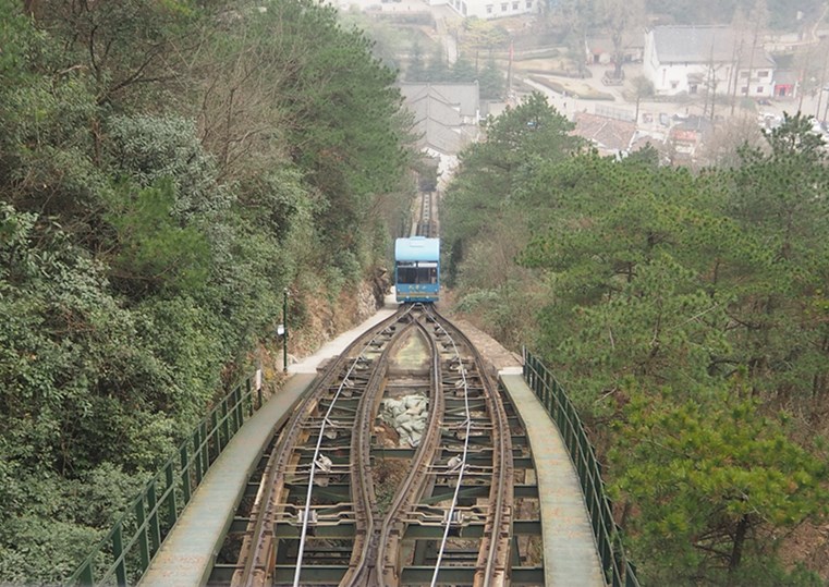 p2200201_.jpg