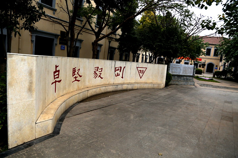 3d6a5990.jpg