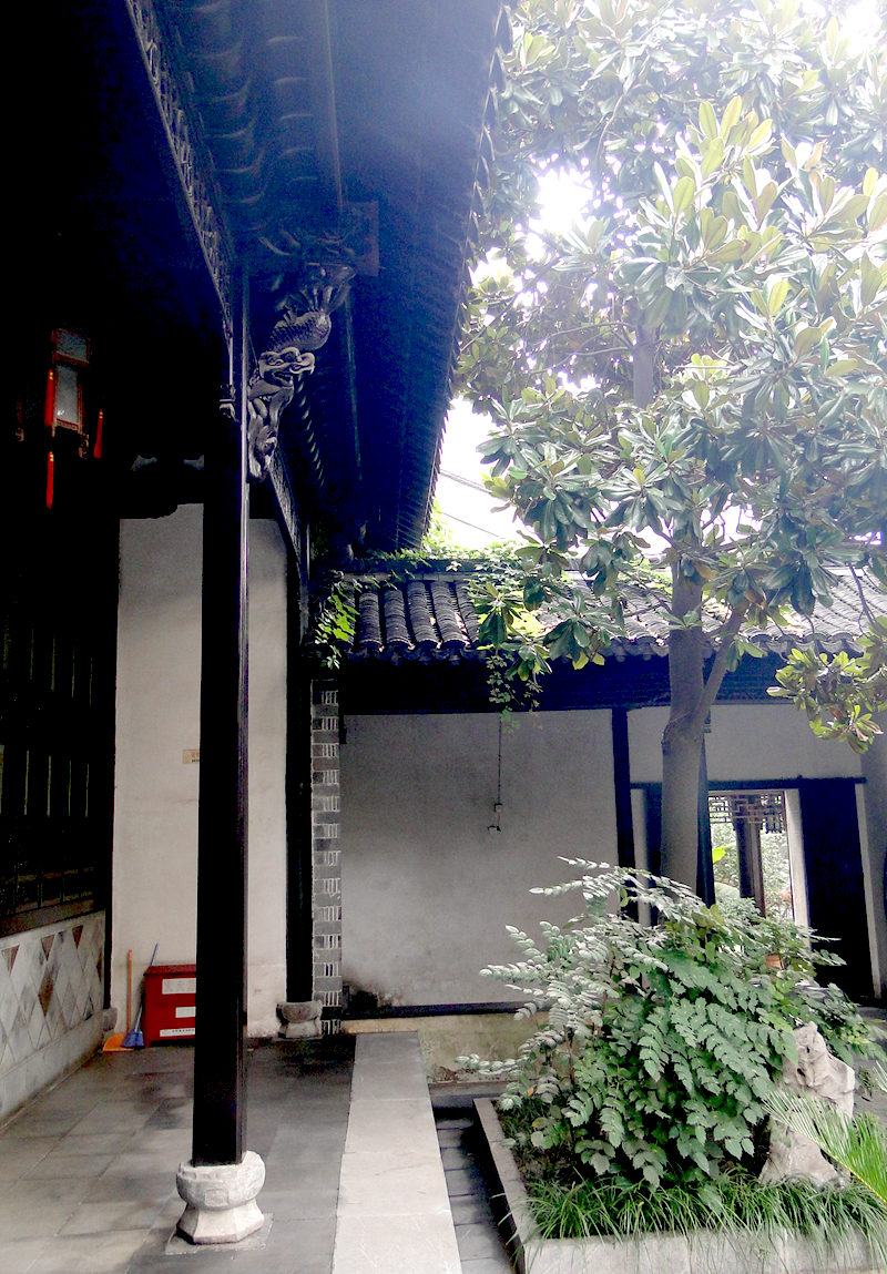 dsc04047_.jpg