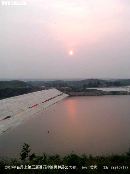 远眺大坝.jpg