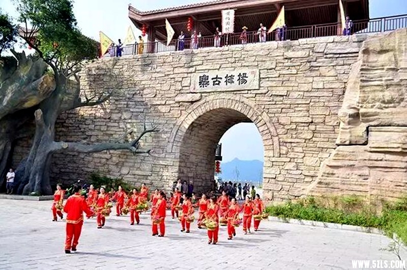 杨梅古寨.jpg