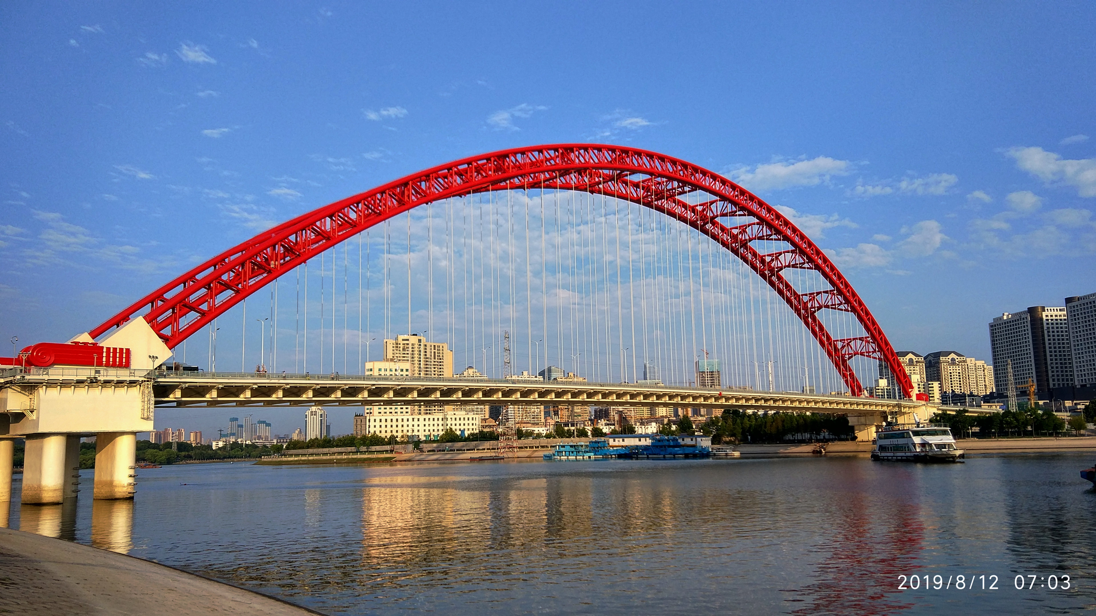 06.jpg