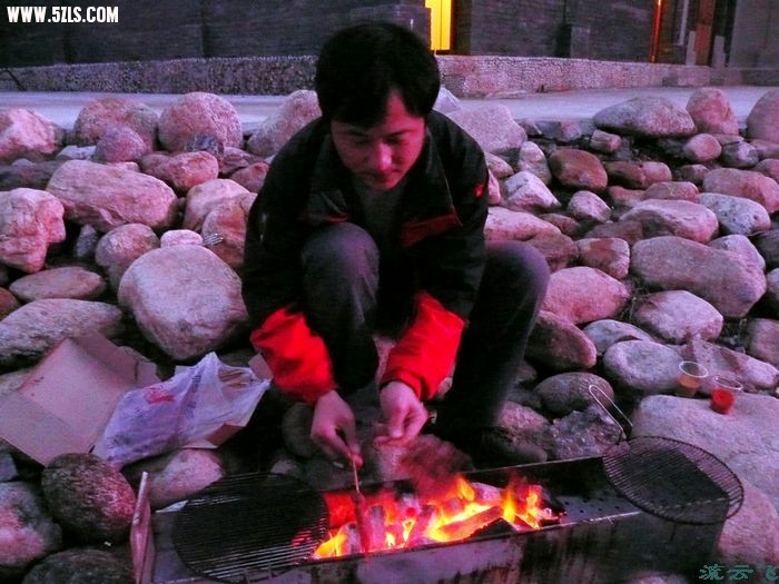 鑱屼笟涓荤儰